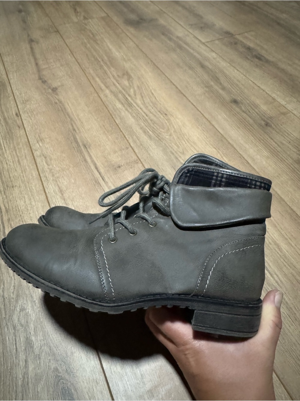 Women's Gray Lace-Up Fold-Top Ankle Boots